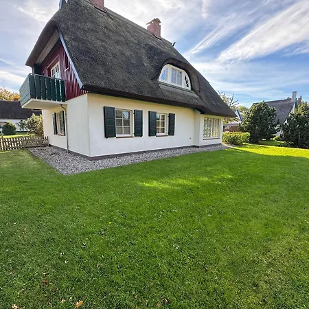 Chausseestrasse App 02 * Born